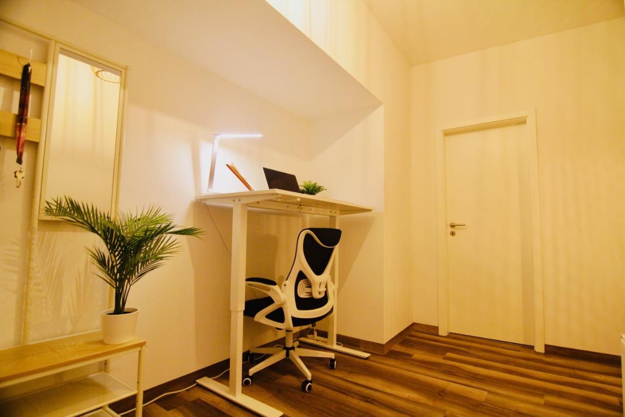 Fewozauber - Domspatz, 50Qm, Top-Lage, Style, Dachterrasse, Business Schwerin  Extérieur photo