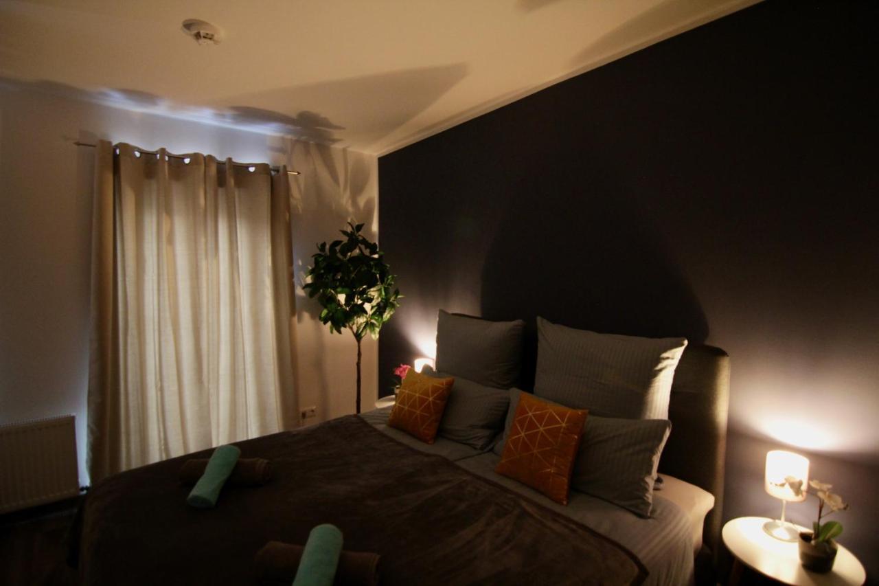 Fewozauber - Domspatz, 50Qm, Top-Lage, Style, Dachterrasse, Business Schwerin  Extérieur photo
